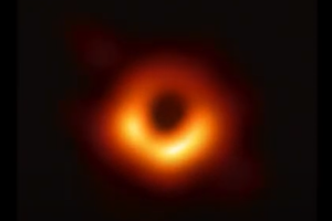 ブラックホールの画像